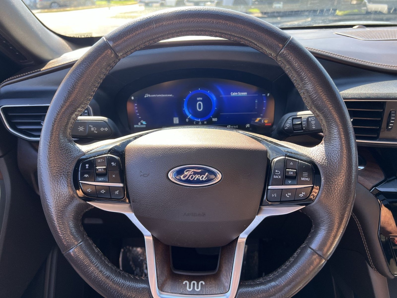 Used 2022 Ford Explorer King Ranch w/ Premium Technology Package AWD/4WD image 23