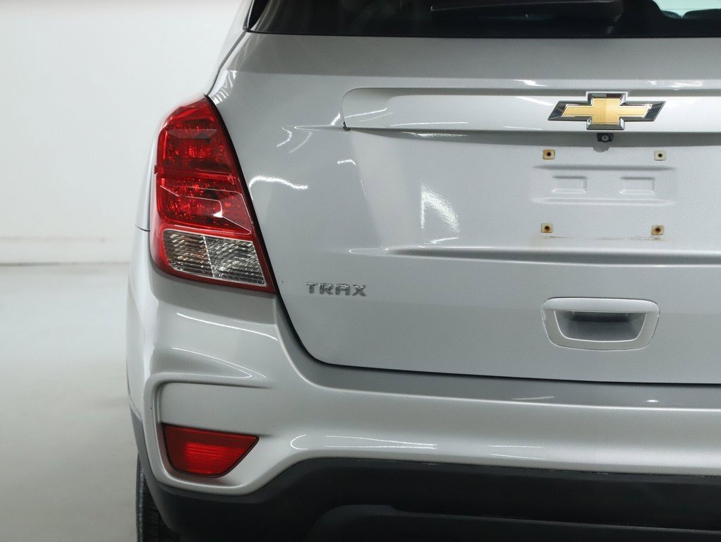 Used 2018 Chevrolet Trax LS image 41