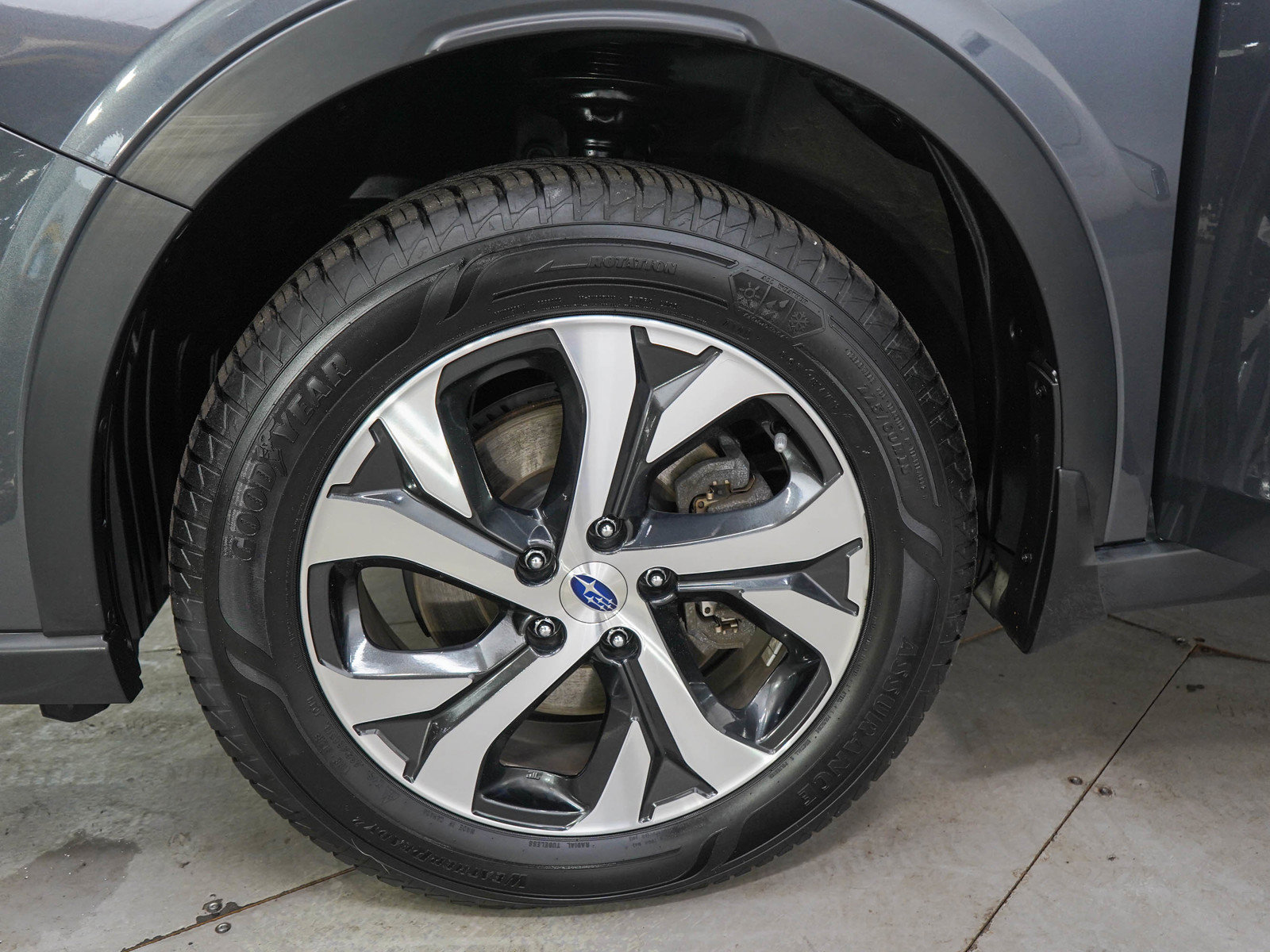 Used 2021 Subaru Outback Touring XT AWD/4WD image 31