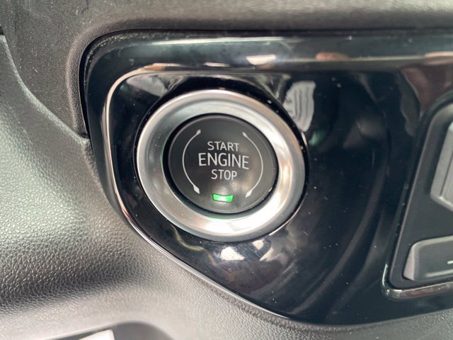 Used 2025 GMC Sierra 1500 SLT AWD/4WD image 21