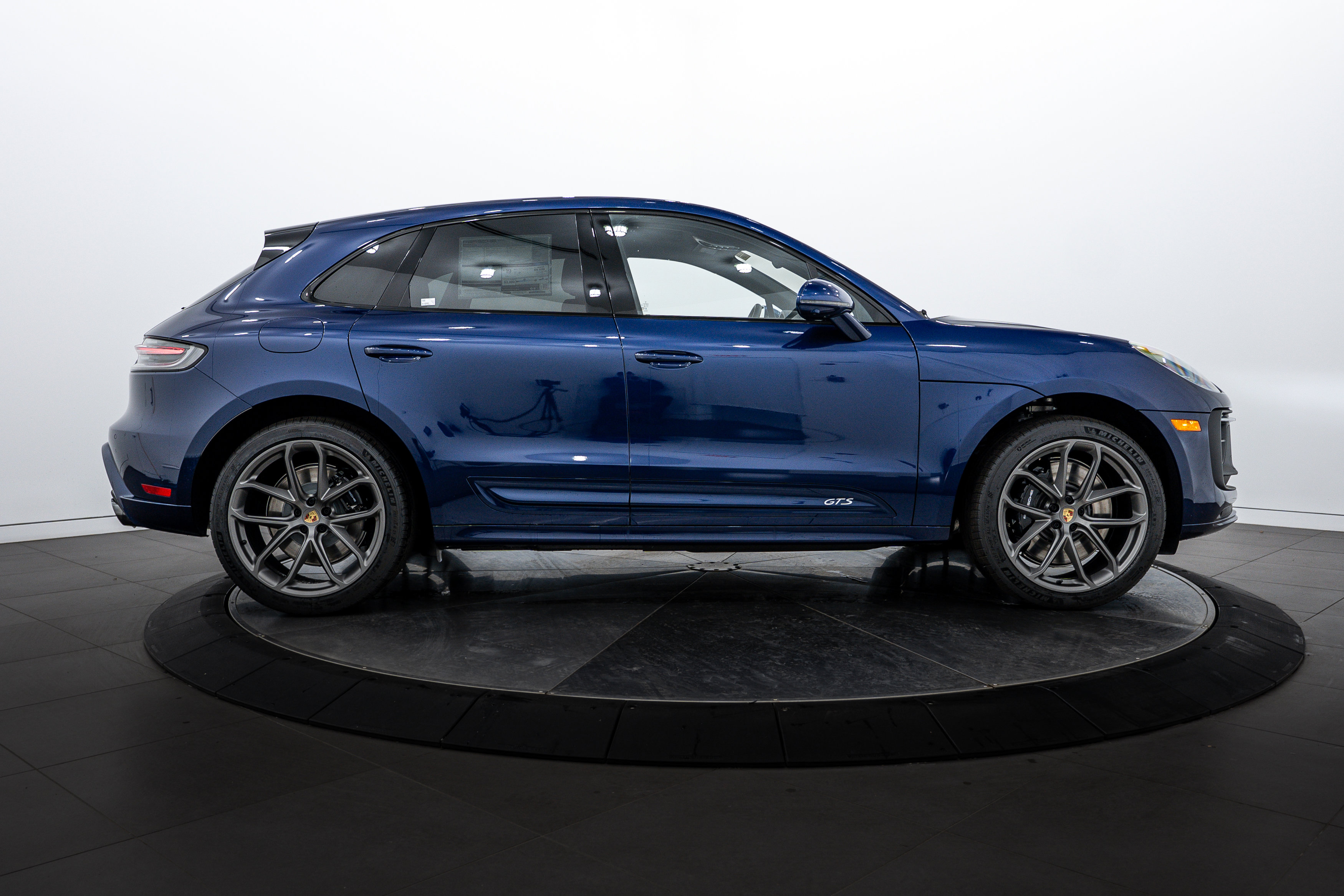 New 2026 Porsche Macan GTS image 8
