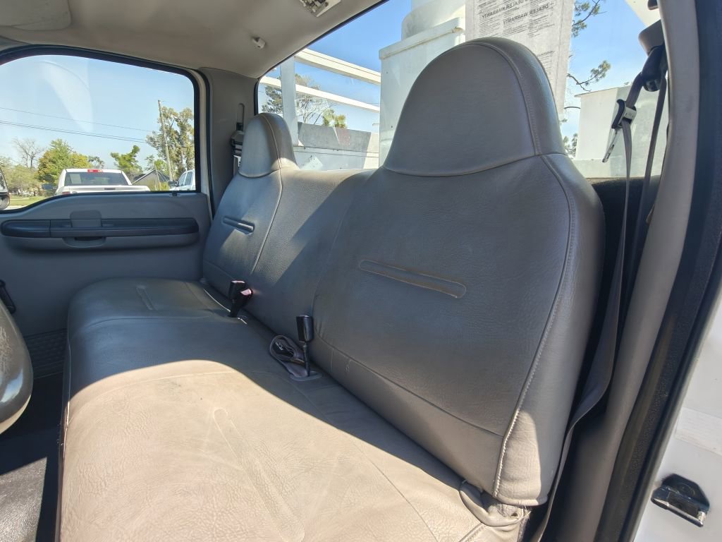 Used 1999 Ford F450 2WD Regular Cab Super Duty image 23