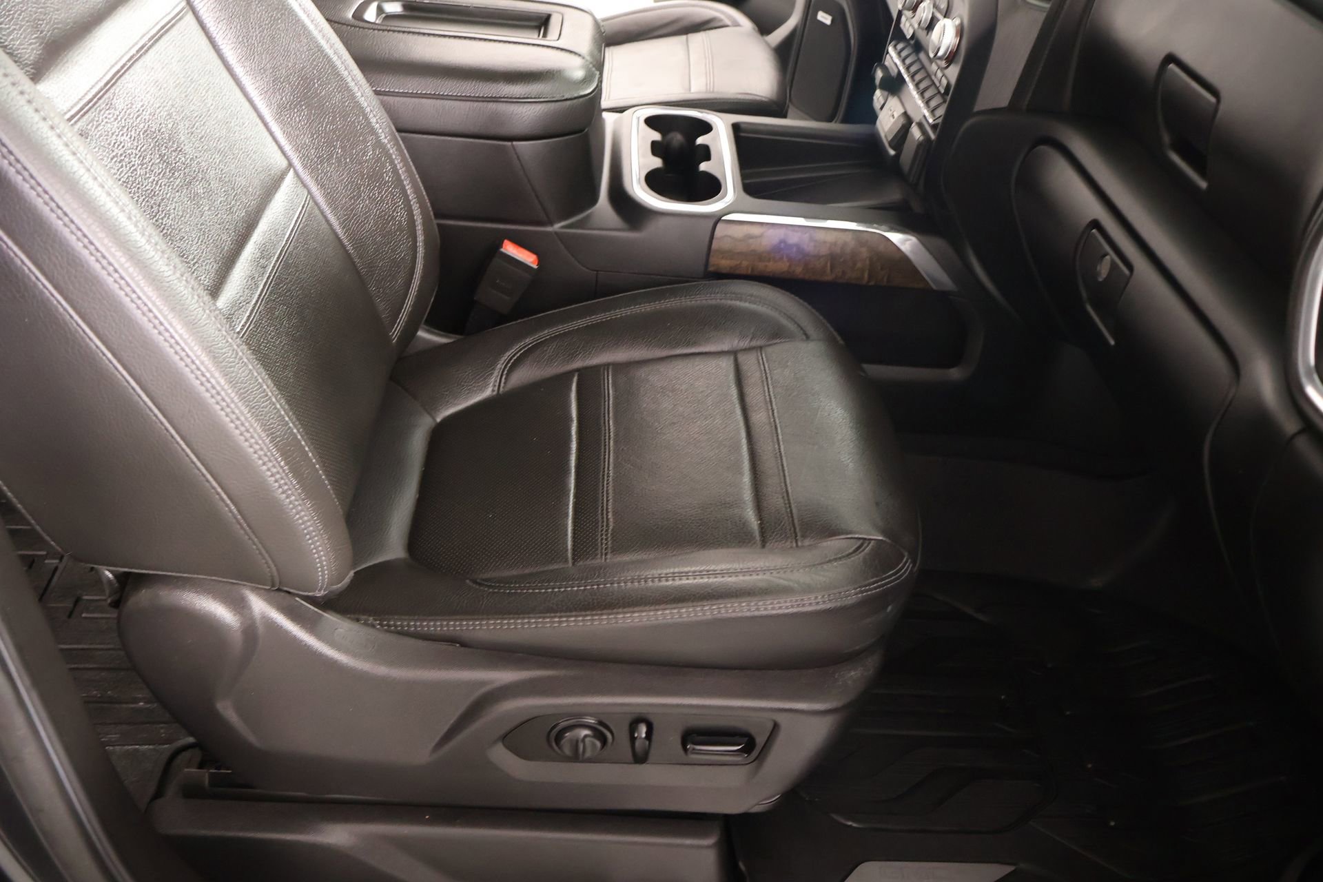 Used 2020 GMC Sierra 1500 Denali w/ Denali Ultimate Package image 13