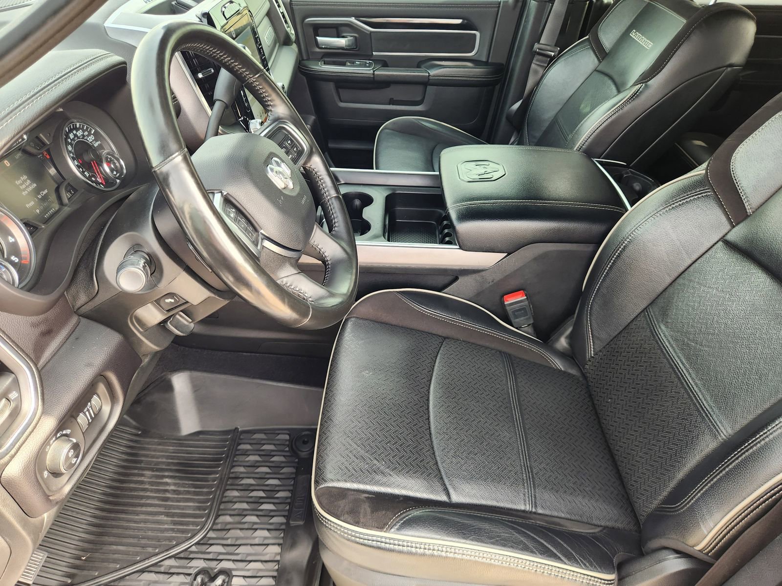 Used 2022 RAM 2500 Laramie w/ Night Edition AWD/4WD image 13