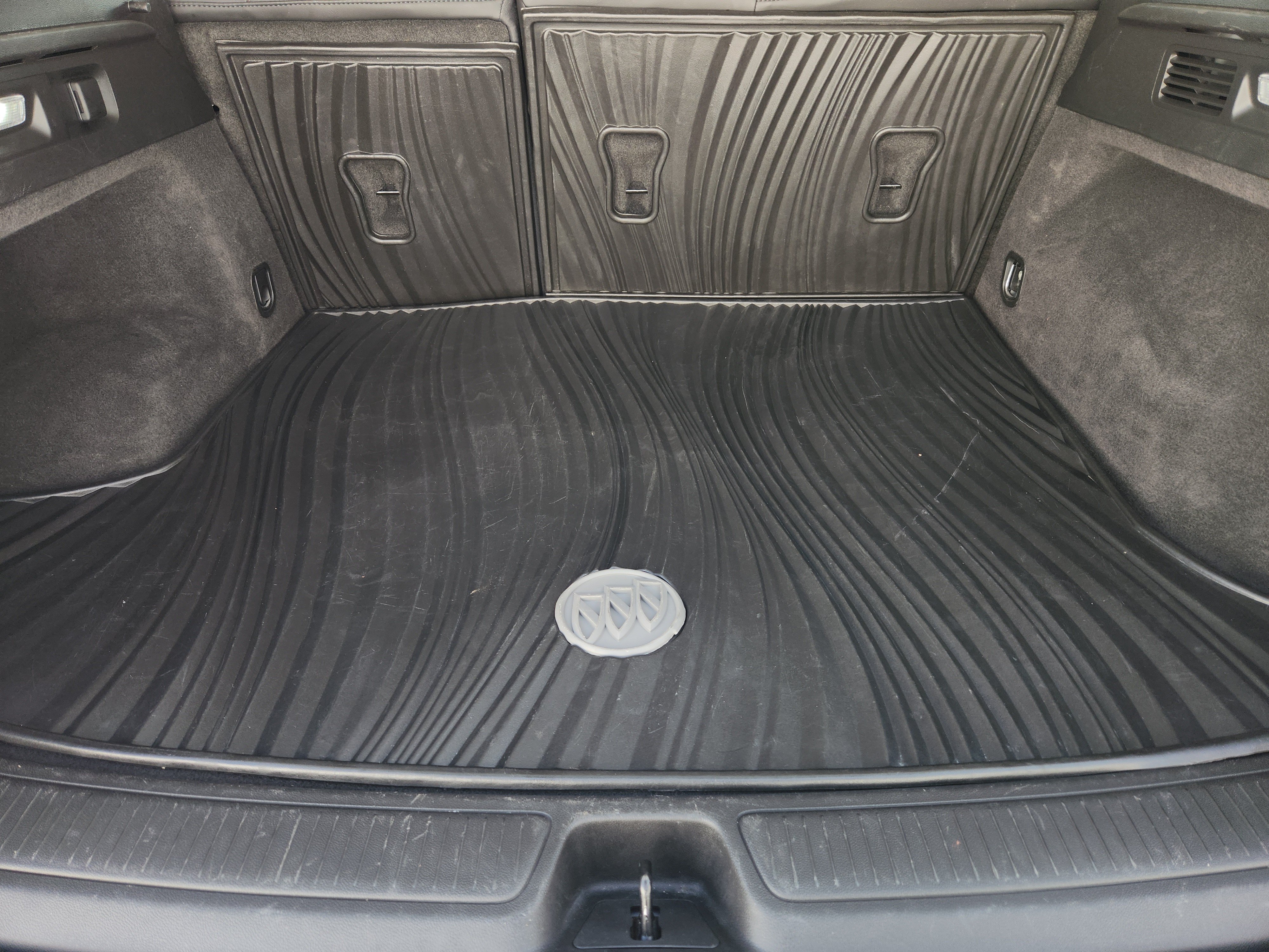 Used 2023 Buick Envision Essence w/ Sport Touring Package FWD image 35
