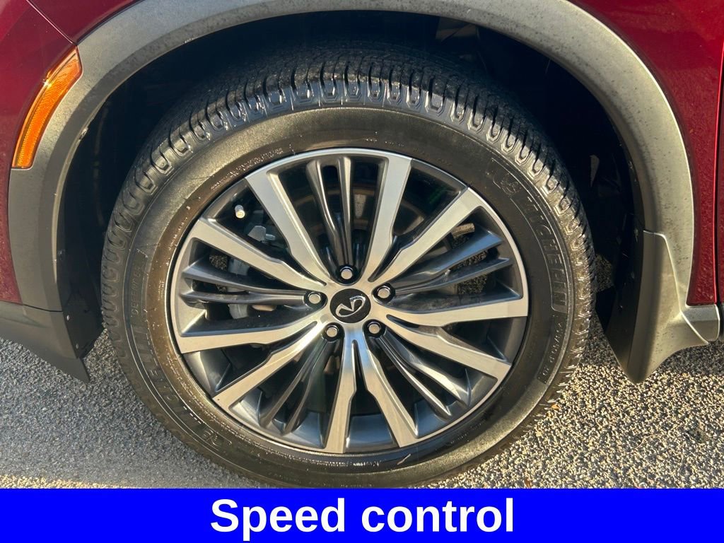 Used 2023 INFINITI QX60 Sensory w/ Cargo Package image 17