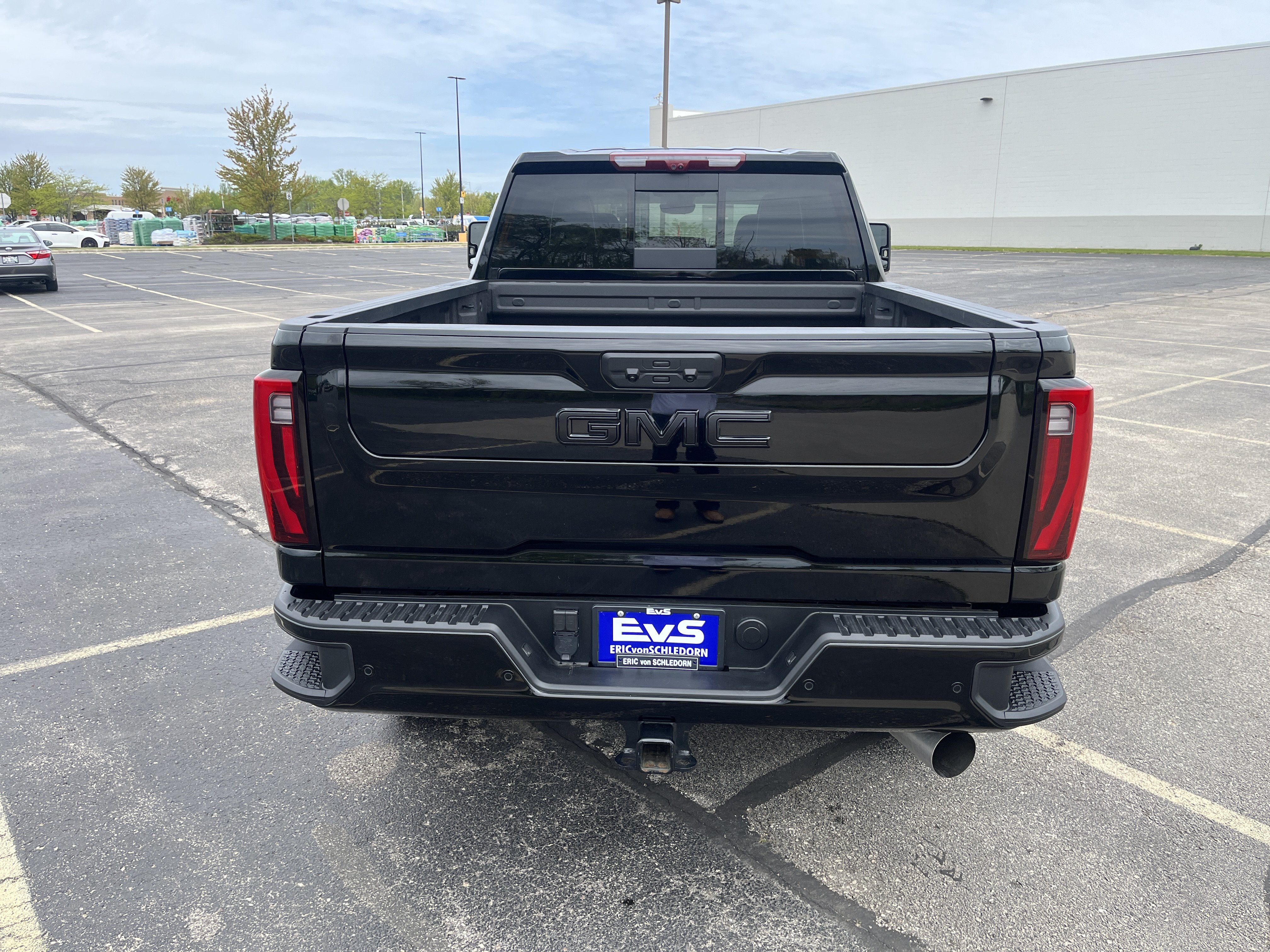 Used 2025 GMC Sierra 2500 Denali Ultimate AWD/4WD image 5