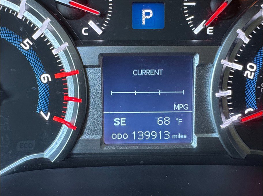 Used 2016 Toyota 4Runner Limited AWD/4WD image 17