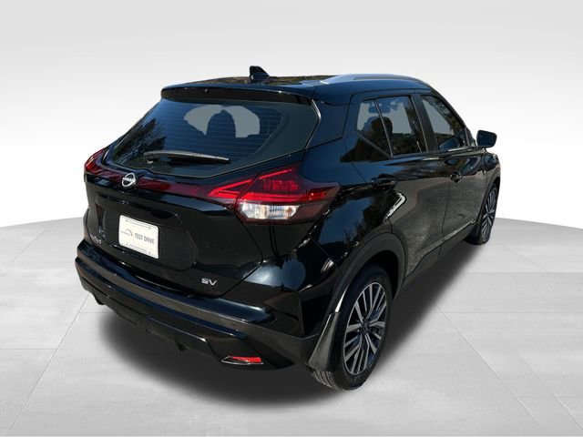 Used 2023 Nissan Kicks SV image 5