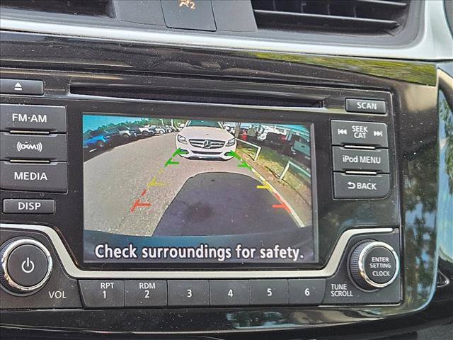 Used 2017 Nissan Sentra SV FWD image 18