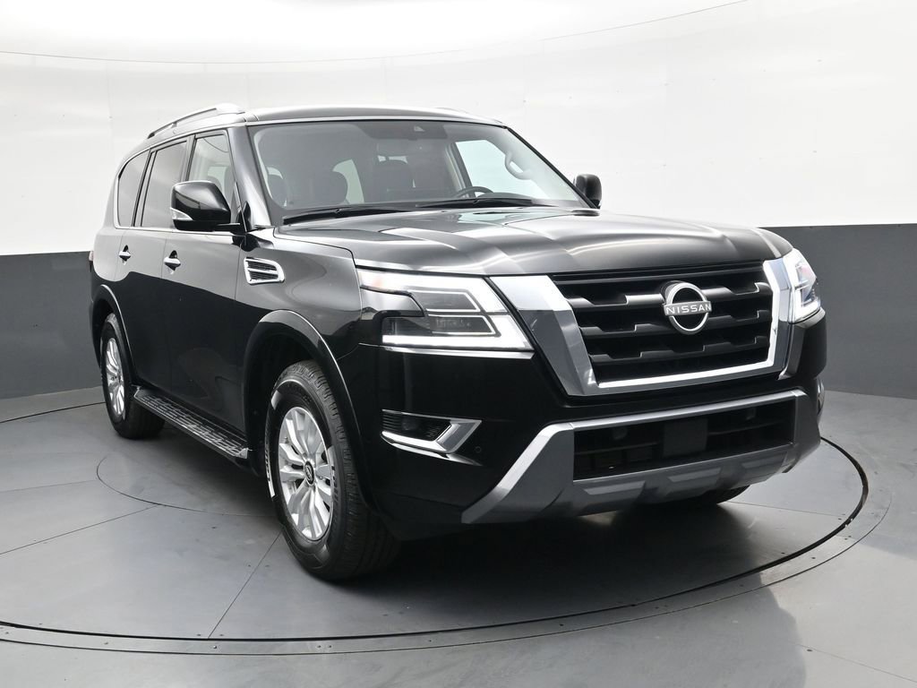 Used 2024 Nissan Armada SV image 2