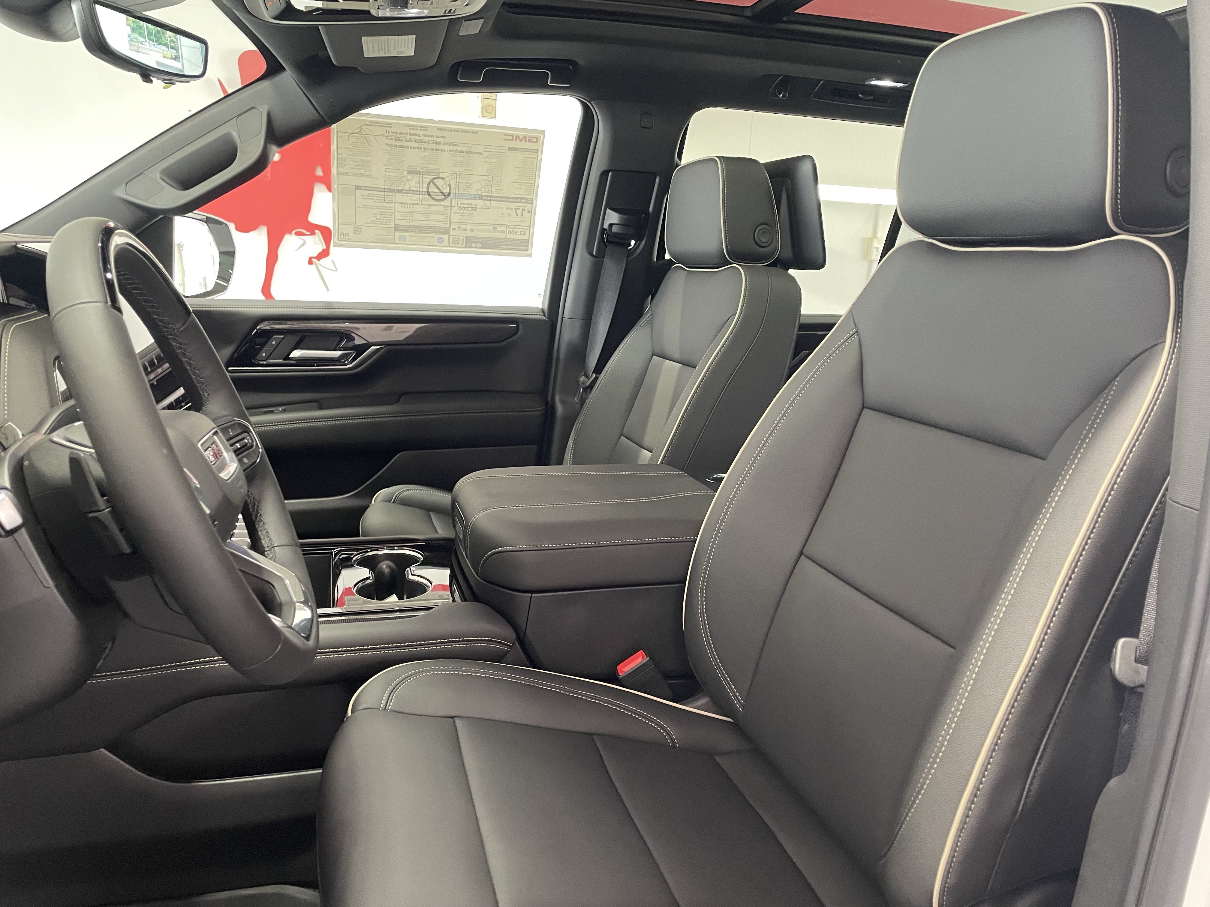 New 2026 GMC Yukon Elevation w/ Elevation Premium Package AWD/4WD image 16