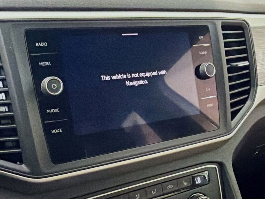 Used 2021 Volkswagen Atlas Cross Sport SE image 15