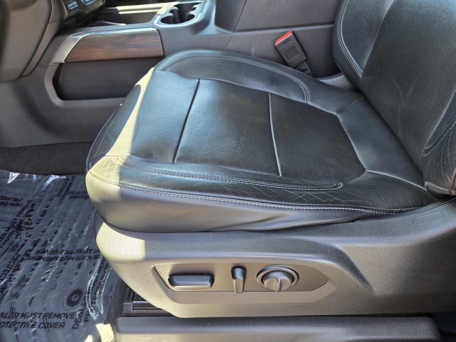 Used 2020 GMC Sierra 1500 SLT w/ SLT Premium Plus Package RWD image 16