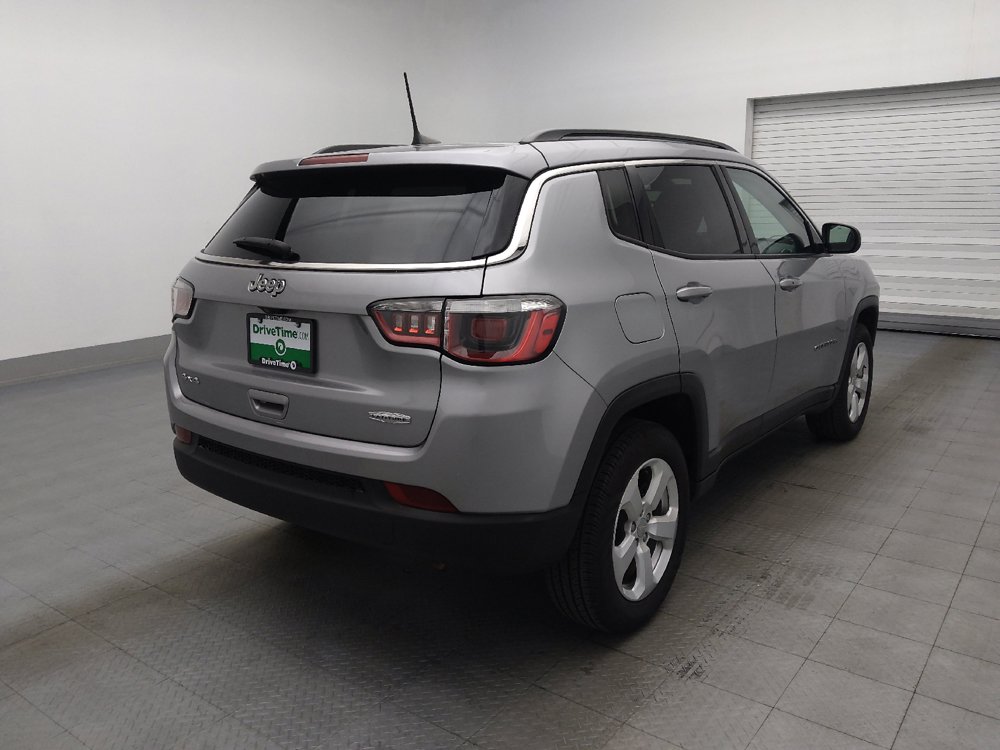 Used 2019 Jeep Compass Latitude w/ Popular Equipment Group AWD/4WD image 9