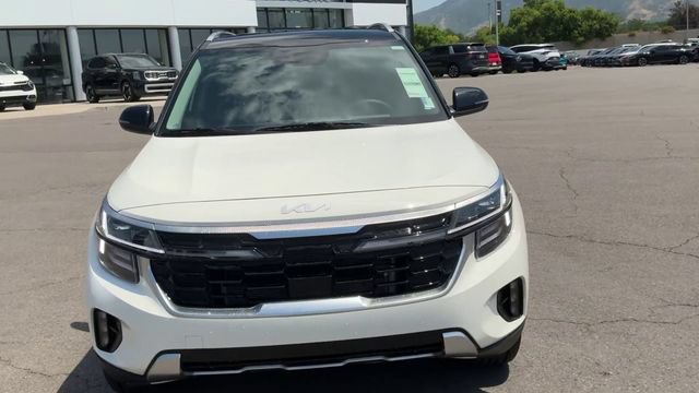 Used 2025 Kia Seltos SX AWD/4WD image 2