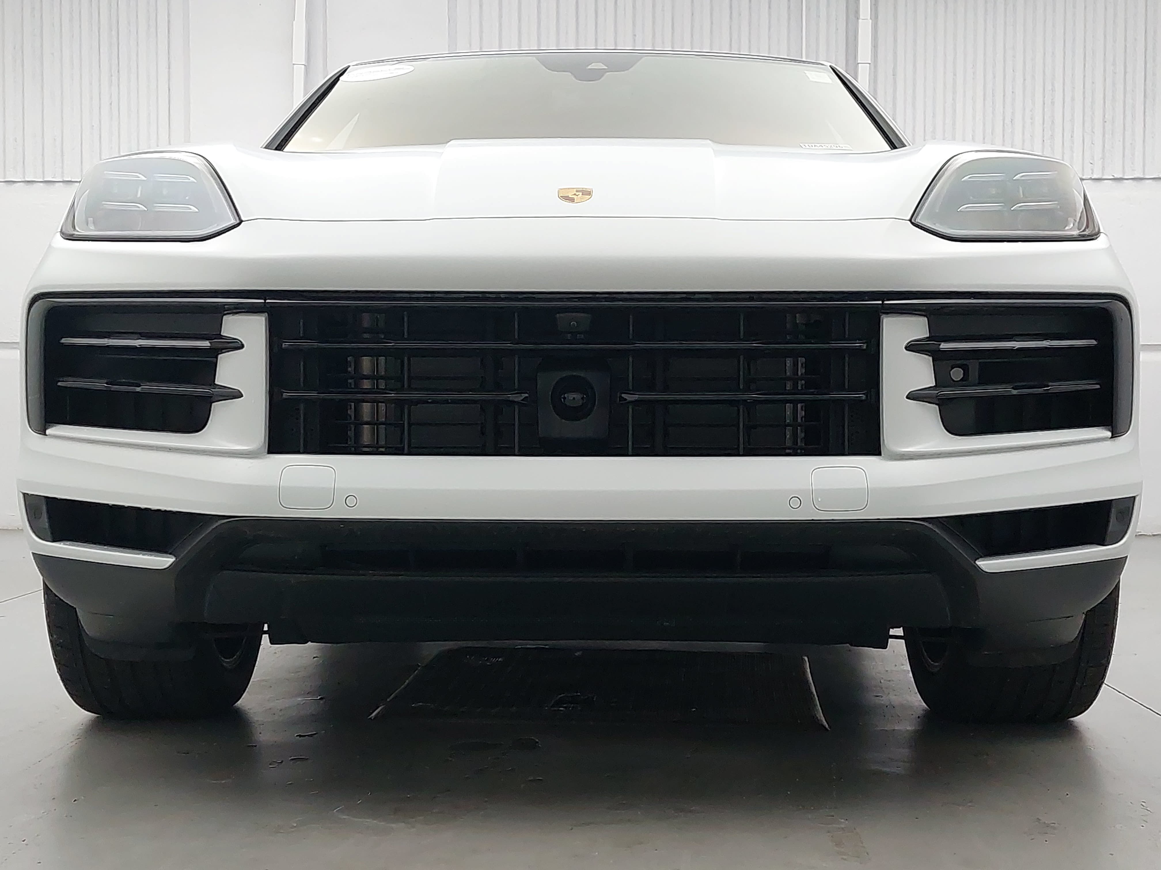 Certified 2026 Porsche Cayenne E-Hybrid Coupe AWD/4WD image 10