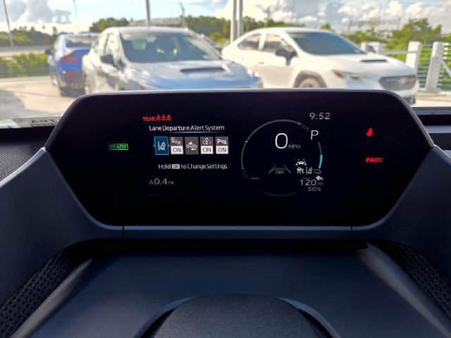 Used 2025 Toyota bZ4X AWD image 31