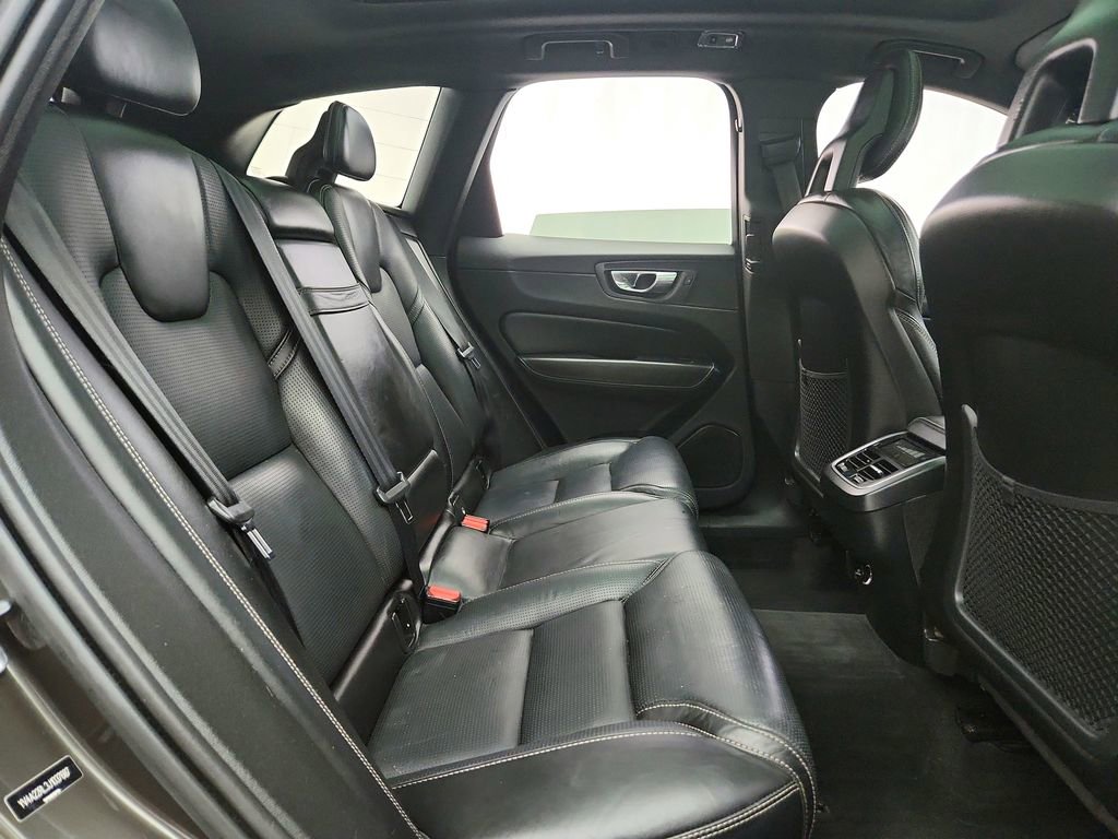 Used 2018 Volvo XC60 T6 Inscription w/ Luxury Seat Package AWD/4WD image 30