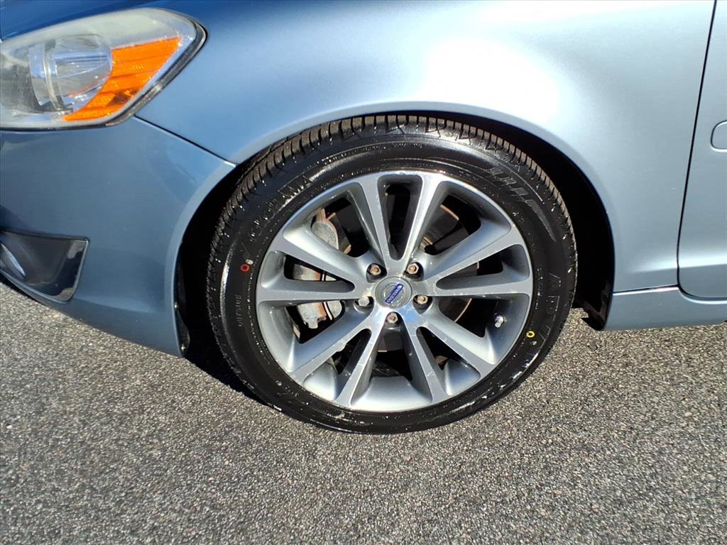 Used 2013 Volvo C70 T5 w/ Climate Pkg image 11