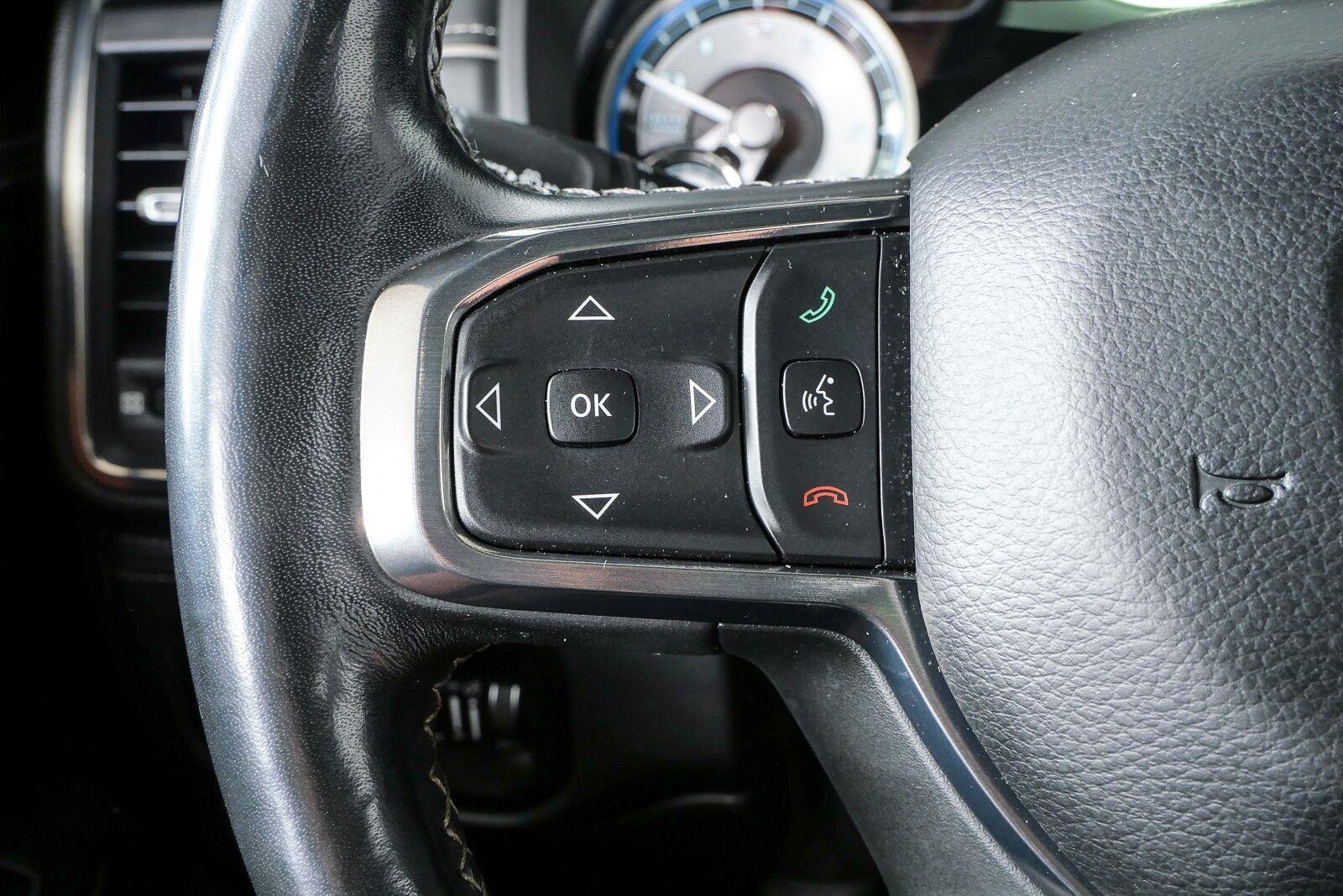 Used 2019 RAM 1500 Limited AWD/4WD image 11