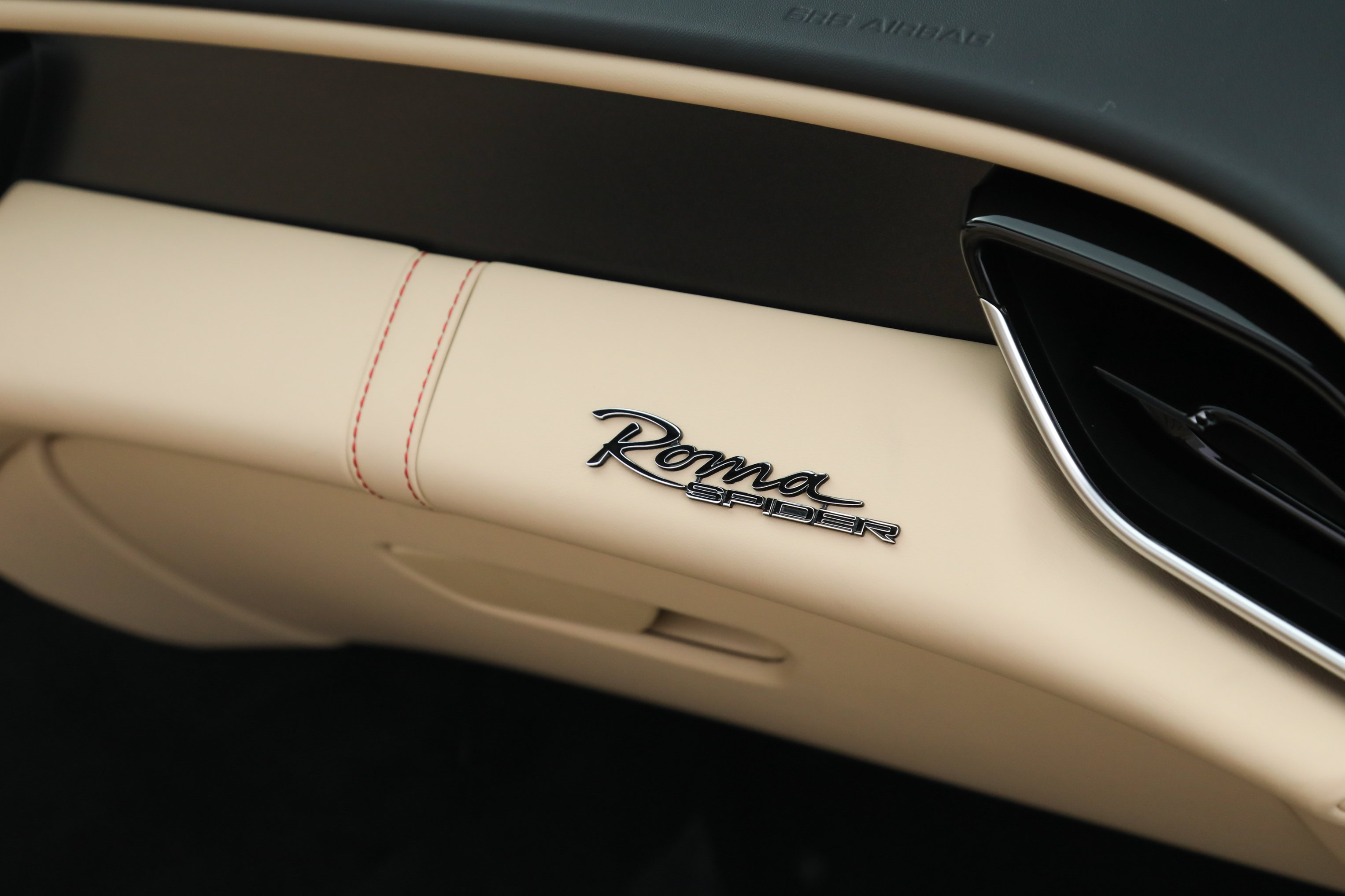 Certified 2025 Ferrari Roma Spider RWD image 24