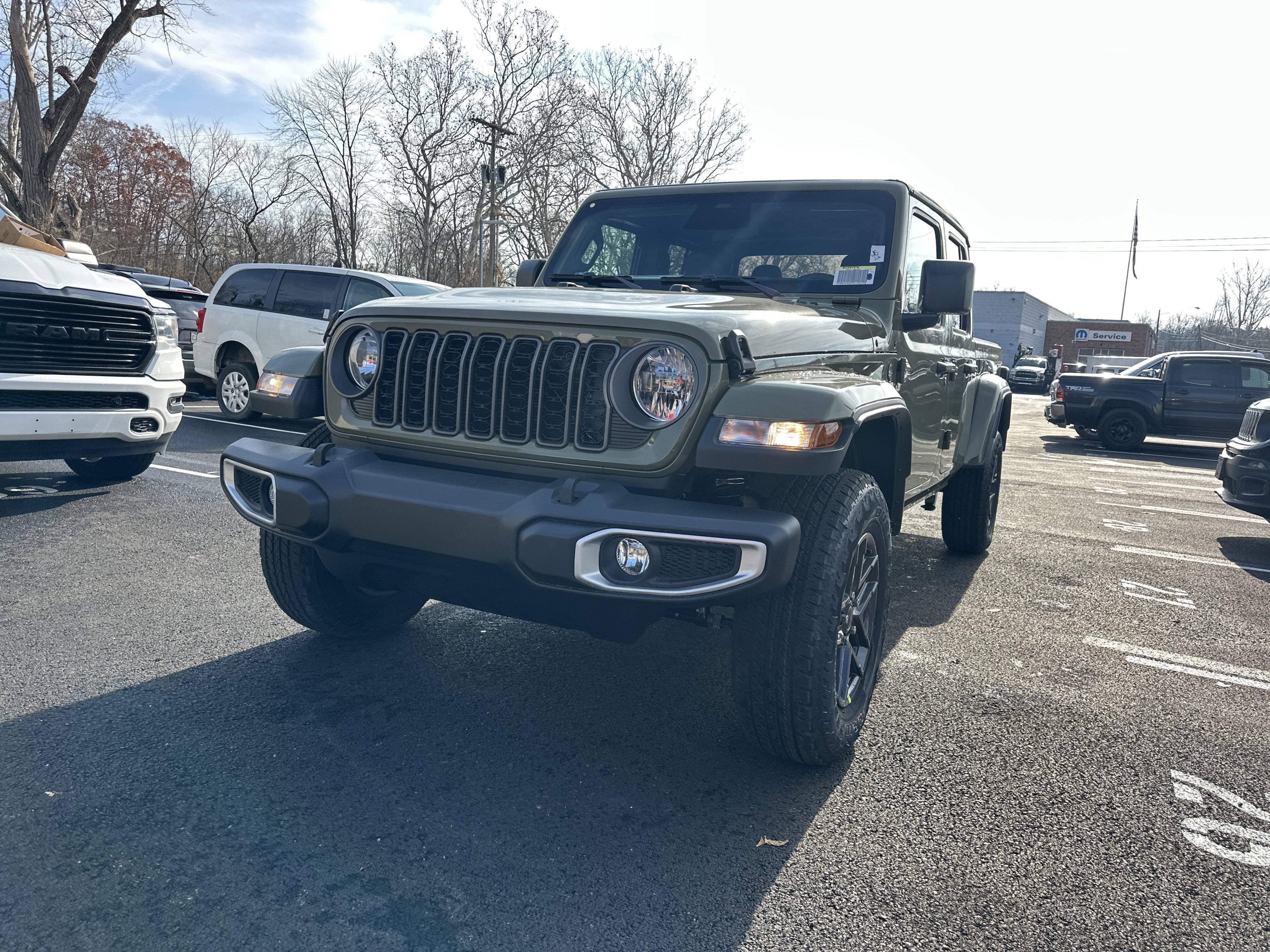 New 2026 Jeep Gladiator Sport image 20