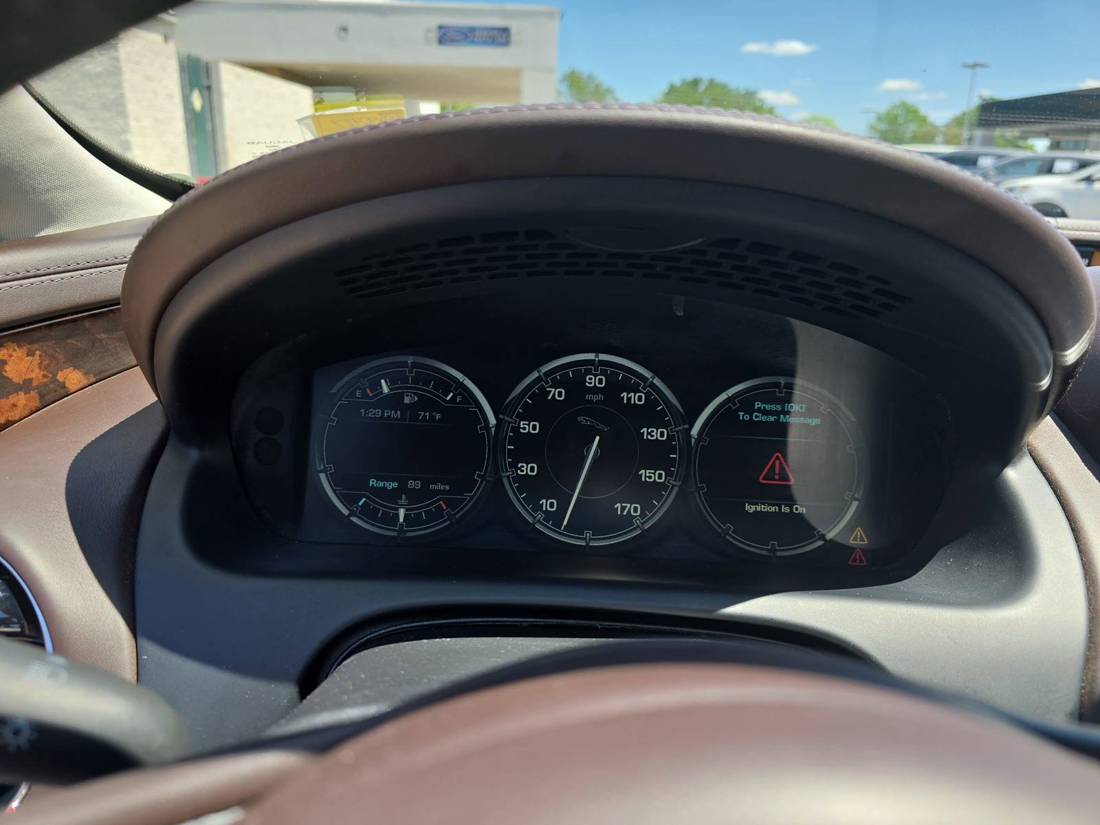 Used 2013 Jaguar XJ image 21