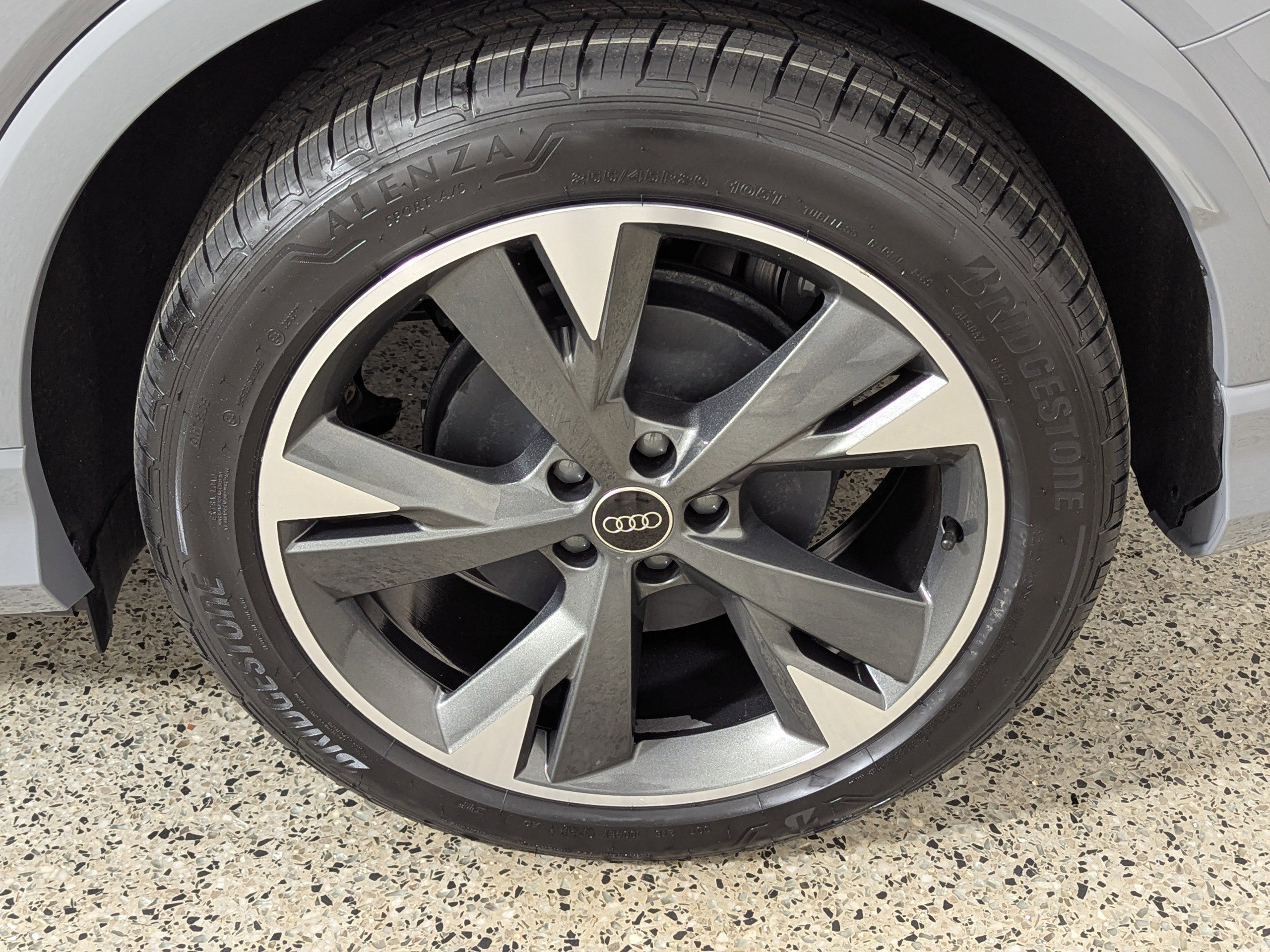 Used 2024 Audi Q4 e-tron Premium AWD/4WD image 19