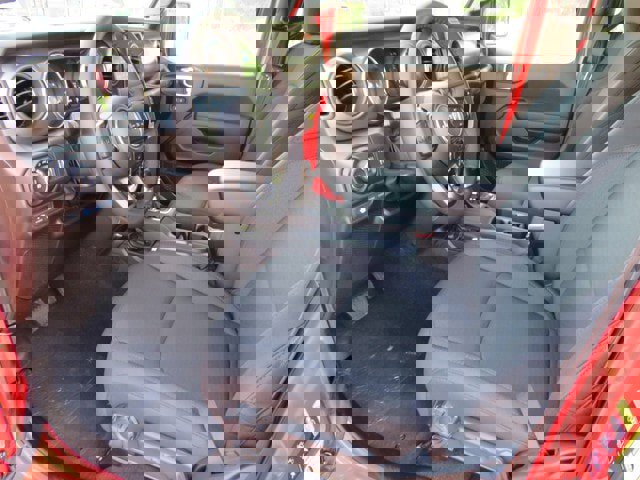 New 2023 Jeep Wrangler Unlimited image 15