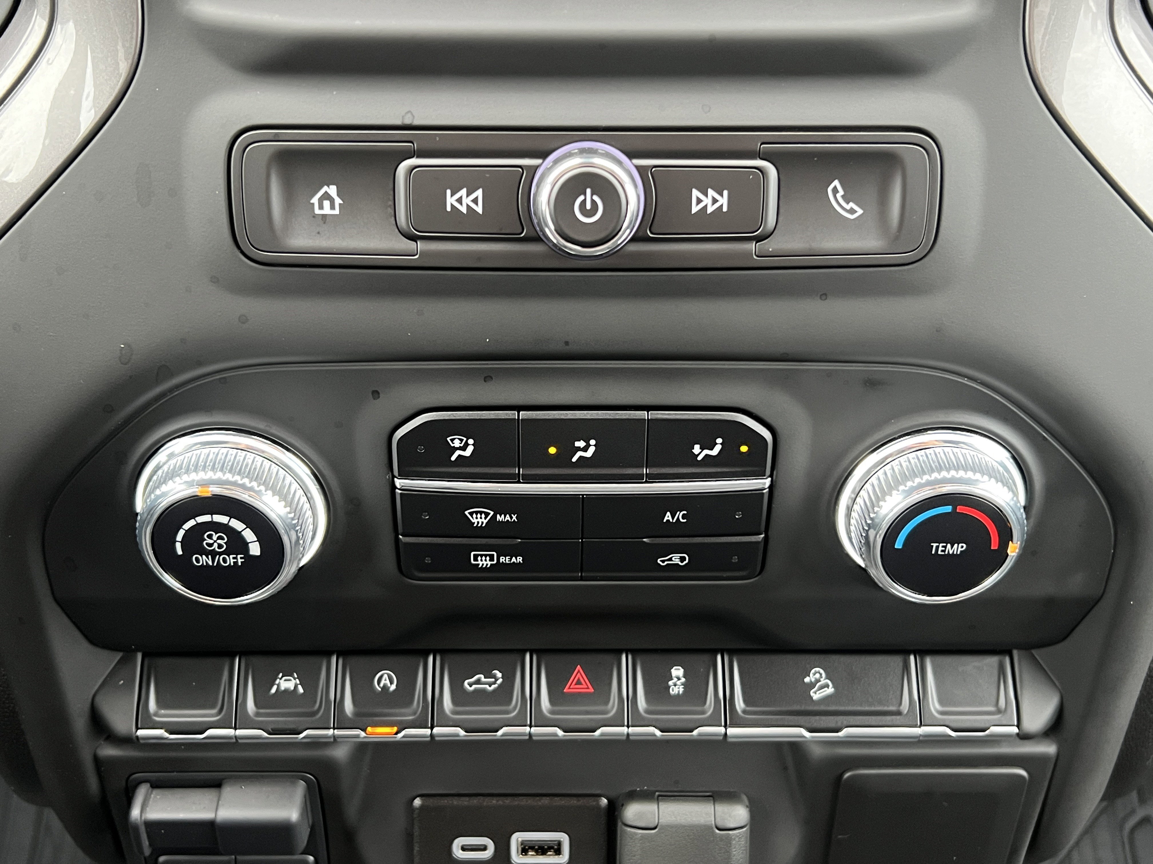 Certified 2025 GMC Sierra 1500 Pro w/ Graphite Edition image 27