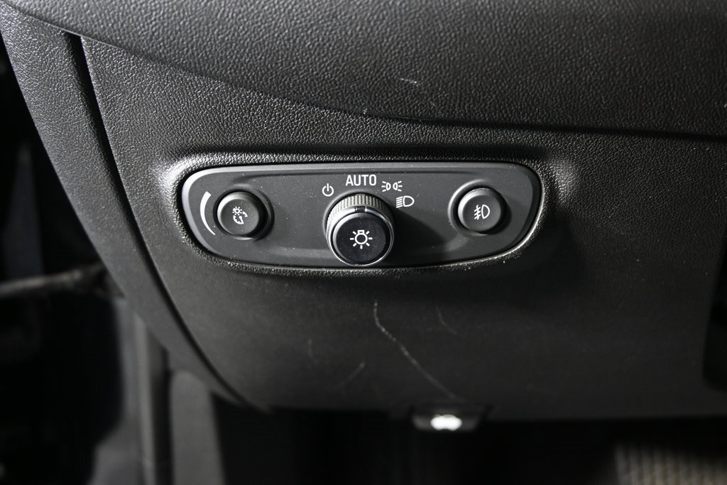 Used 2020 Chevrolet Equinox LT image 23