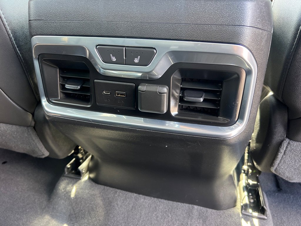 Used 2020 Chevrolet Silverado 3500 LTZ w/ LTZ Premium Package image 26