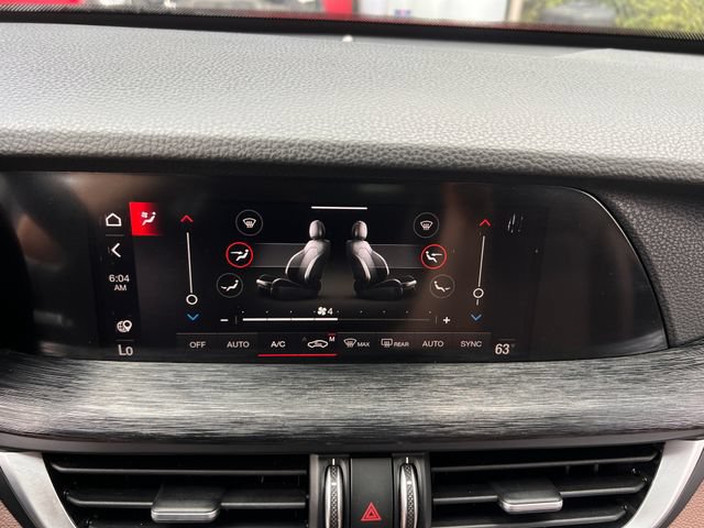 Used 2020 Alfa Romeo Stelvio RWD image 23