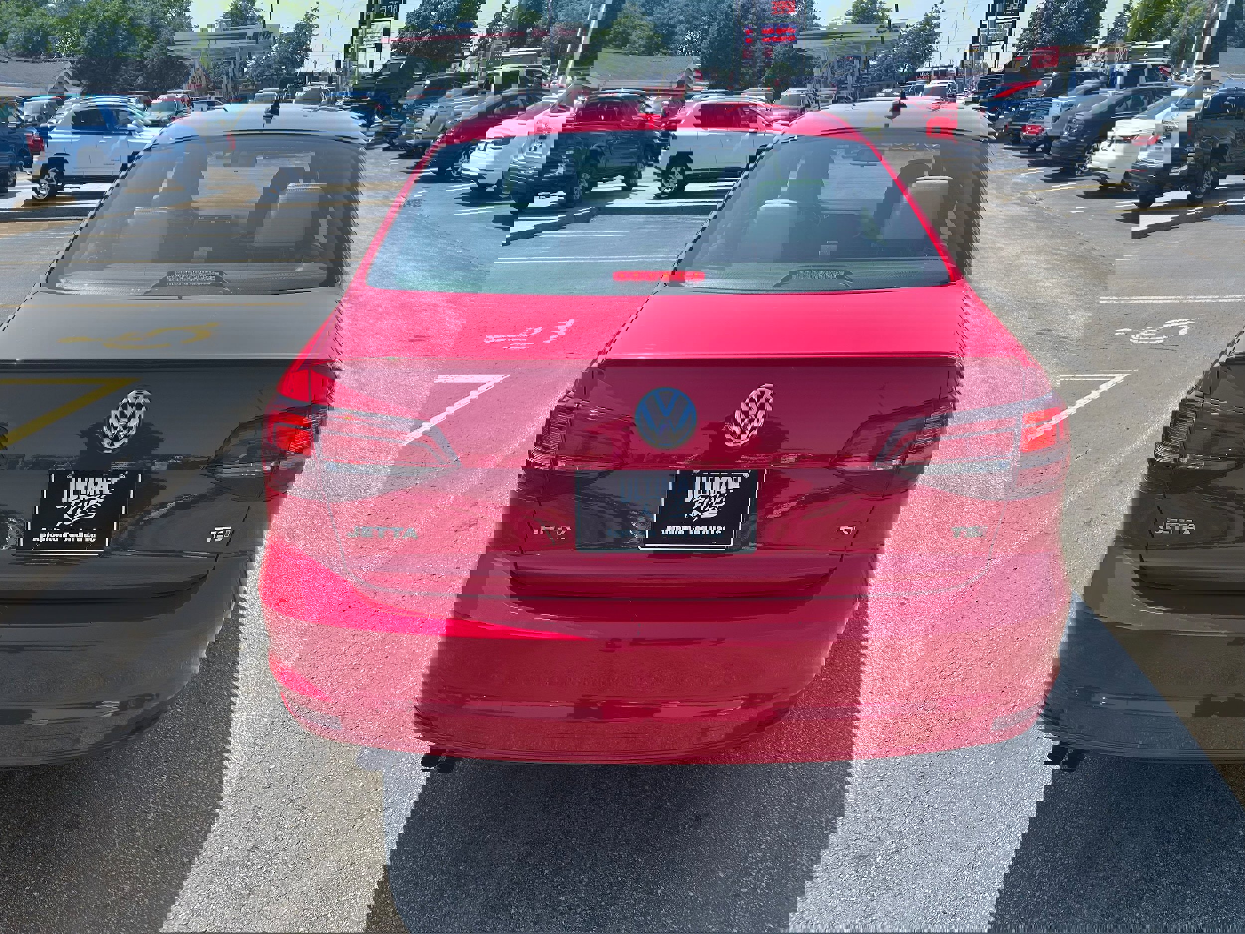 Used 2016 Volkswagen Jetta Sport image 3