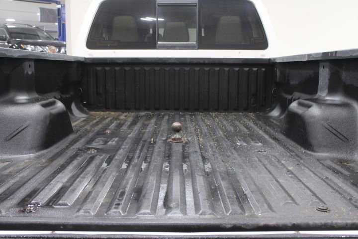 Used 2015 Ford F350 Lariat w/ Lariat Ultimate Package image 13