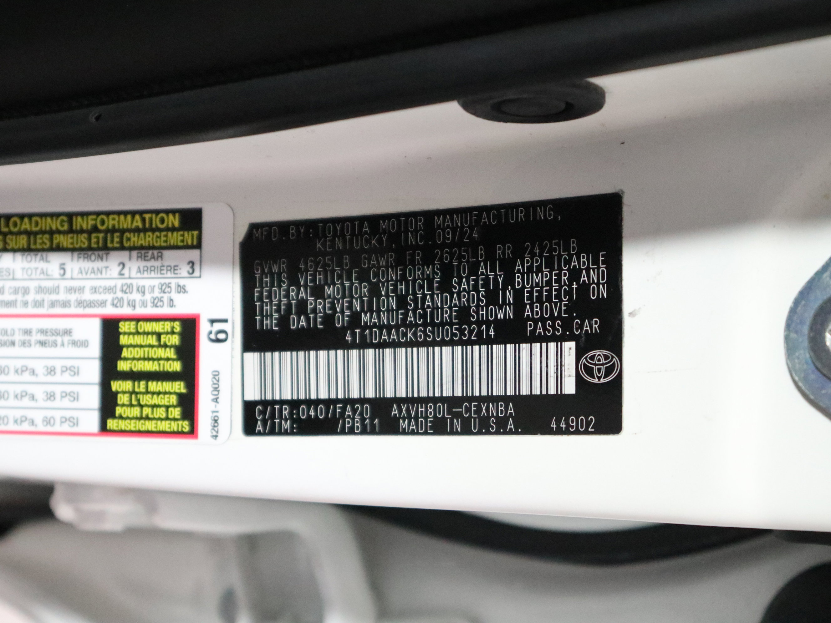 Used 2025 Toyota Camry LE FWD image 38
