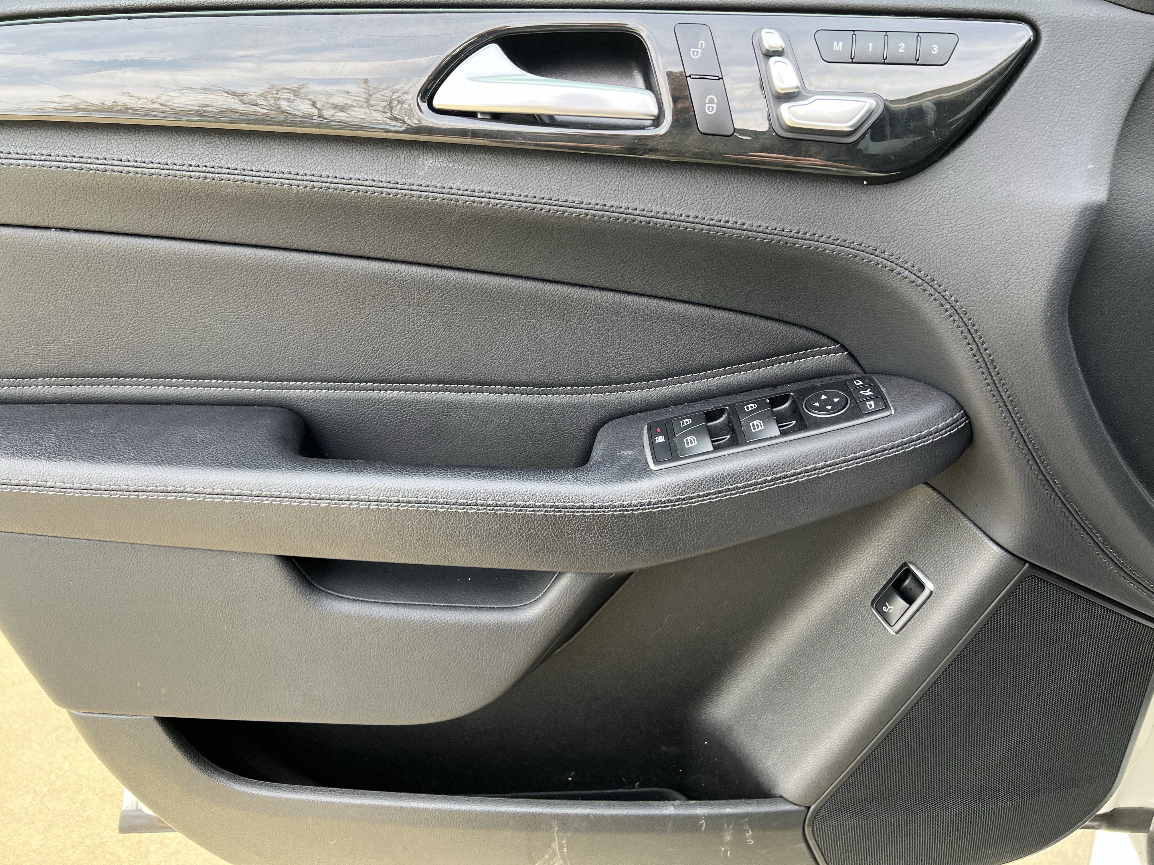 Used 2018 Mercedes-Benz GLE 43 AMG 4MATIC image 14