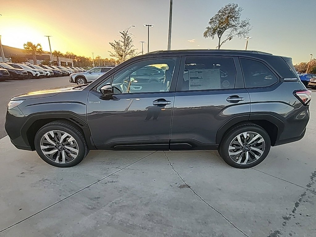 New 2025 Subaru Forester Touring image 3