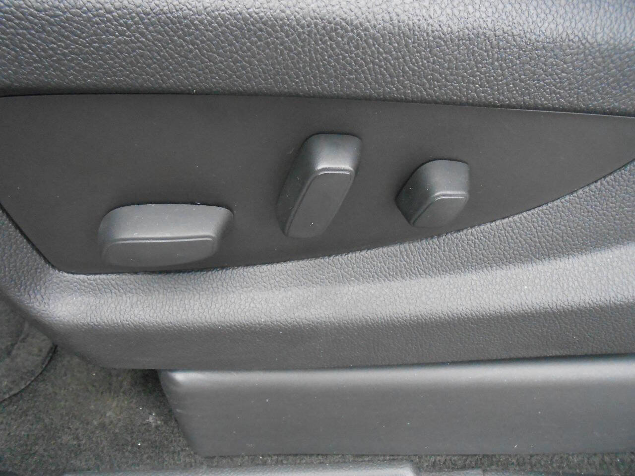 Used 2016 Chevrolet Tahoe LS image 21