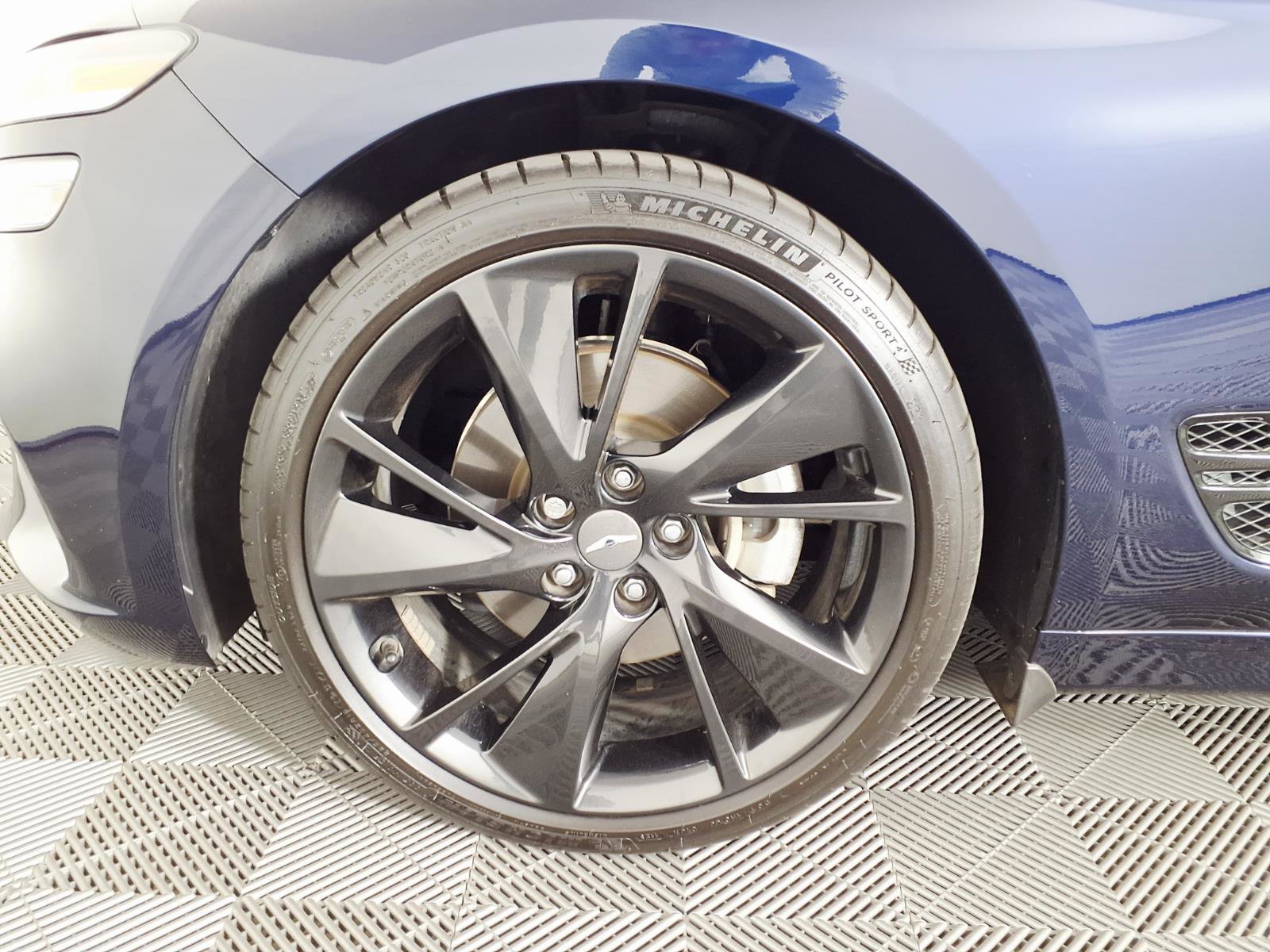 Certified 2023 Genesis G70 2.0T w/ Sport Prestige Package RWD image 7