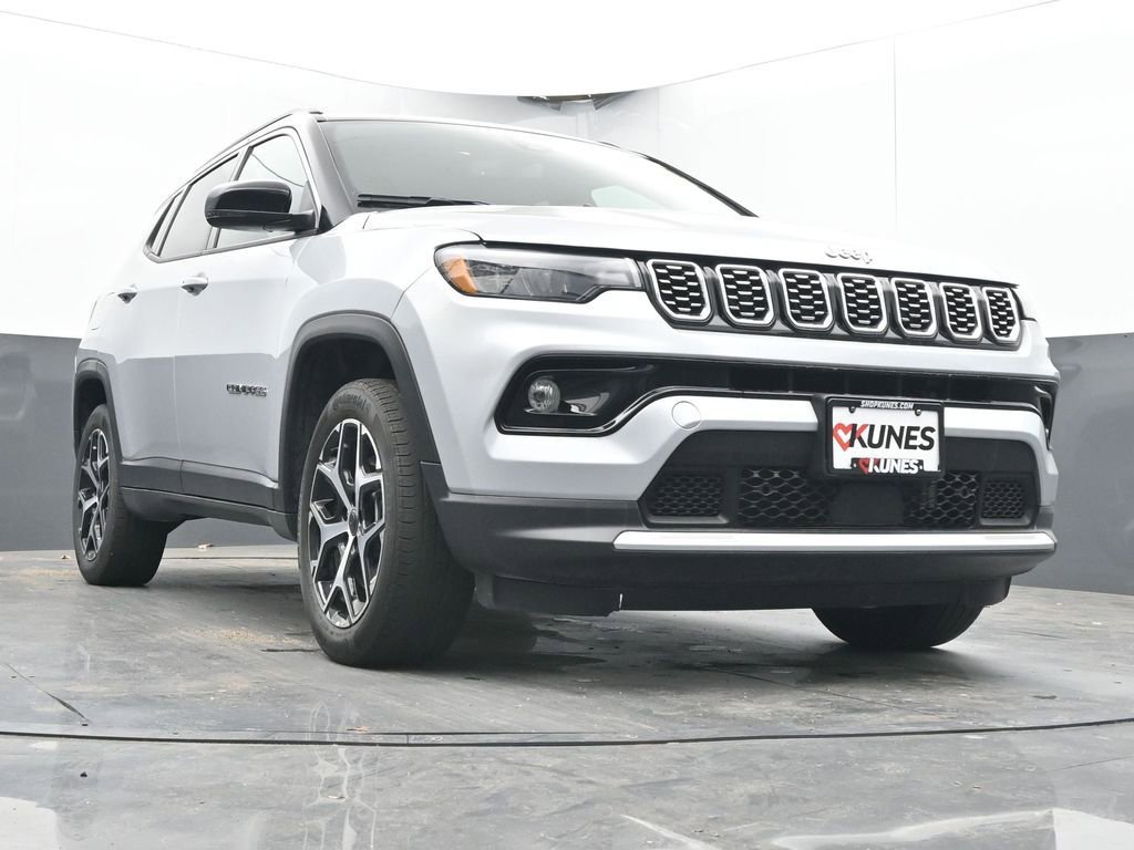 Used 2025 Jeep Compass Limited AWD/4WD image 46