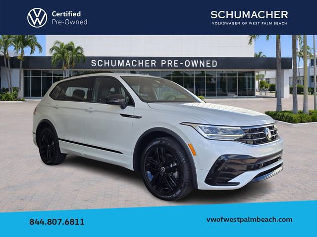 Certified 2022 Volkswagen Tiguan SE R-Line
