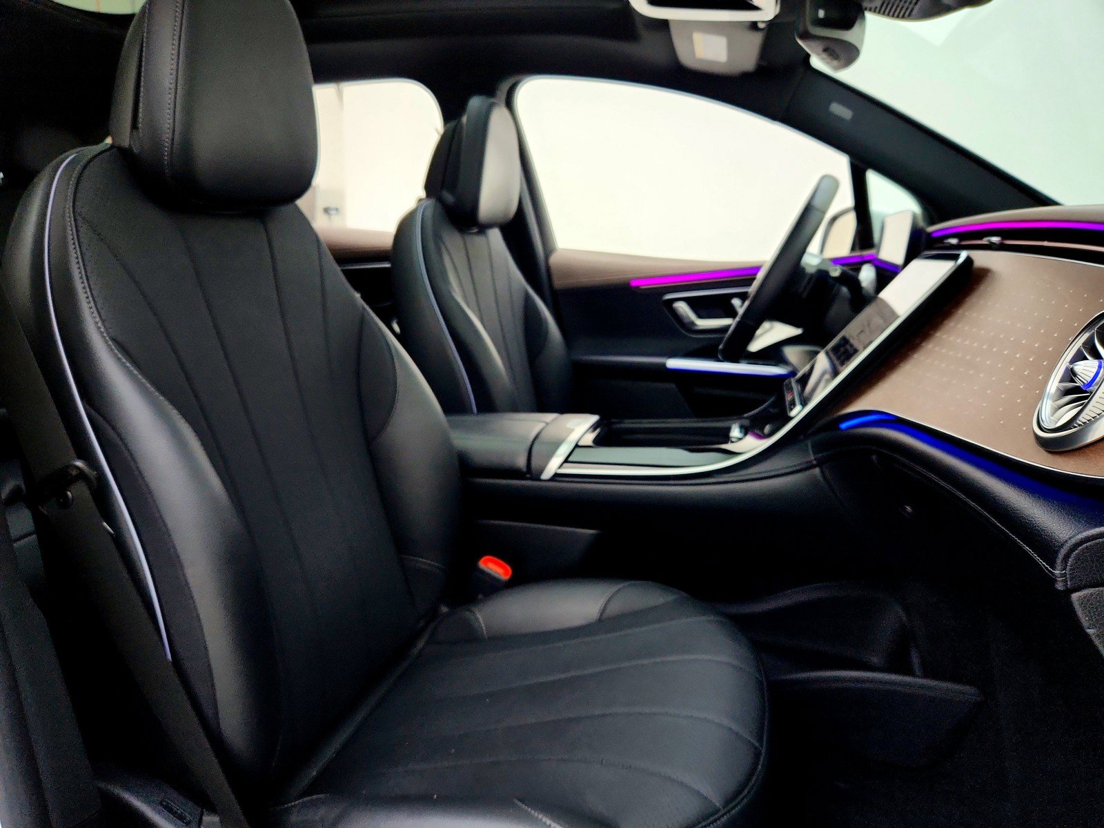 Used 2023 Mercedes-Benz EQE 350+ 4MATIC SUV image 28