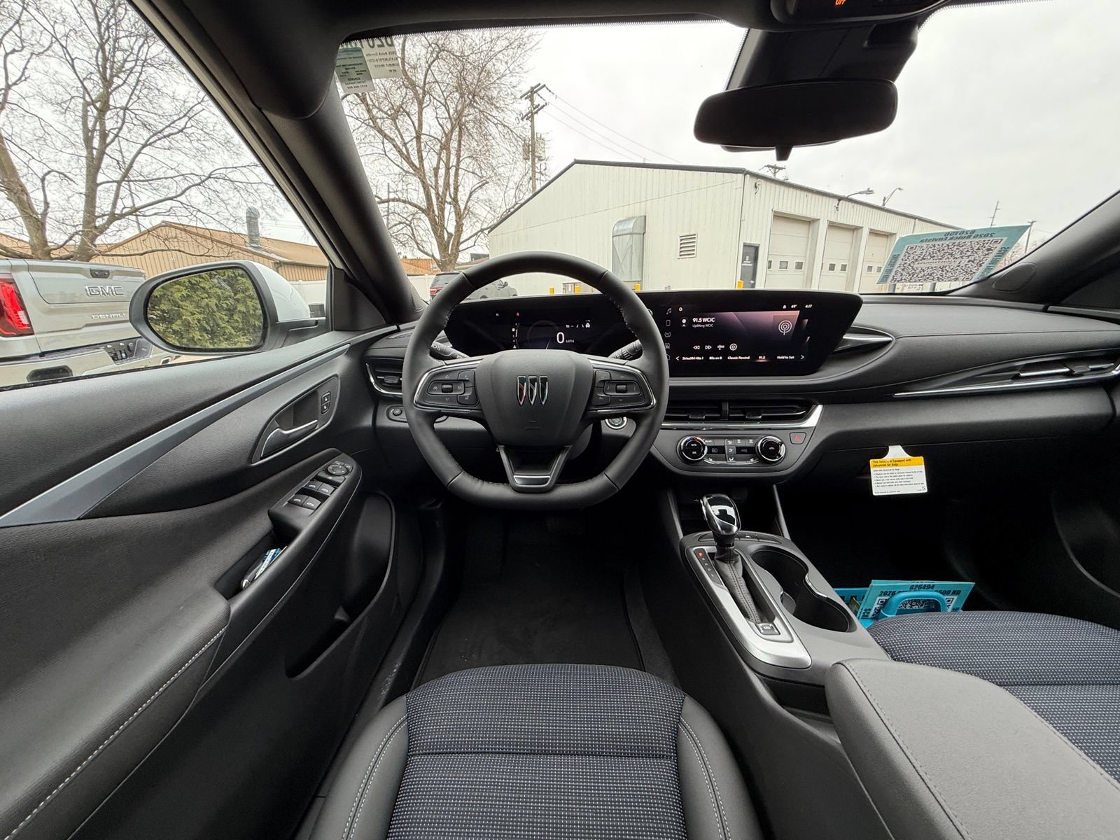 New 2026 Buick Envista Preferred w/ Convenience I Package FWD image 2