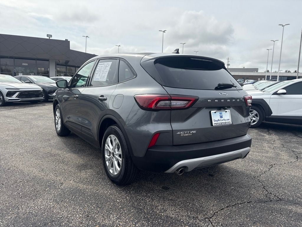 Used 2025 Ford Escape Active w/ Cold Weather Package FWD image 9