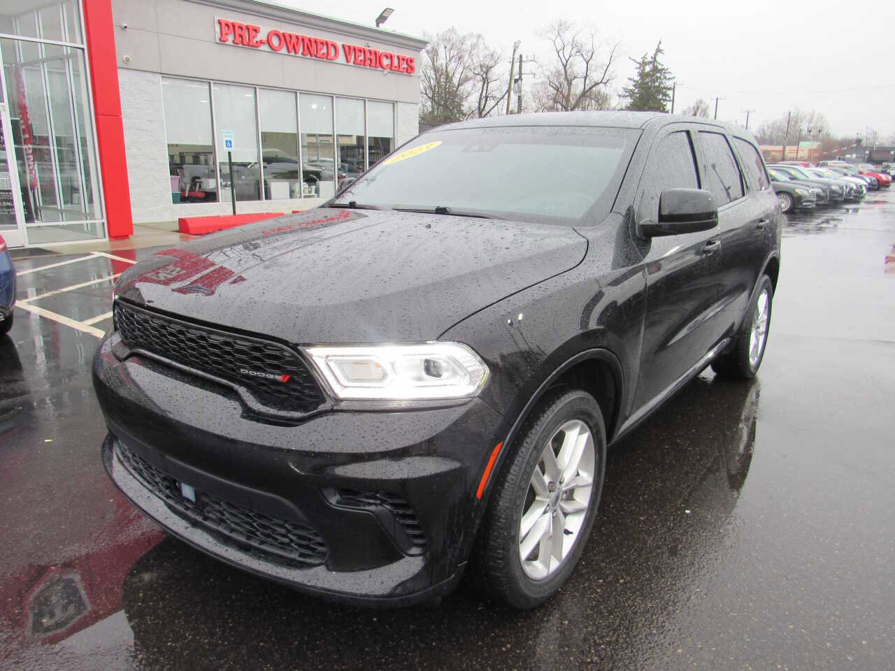 Used 2023 Dodge Durango GT image 1