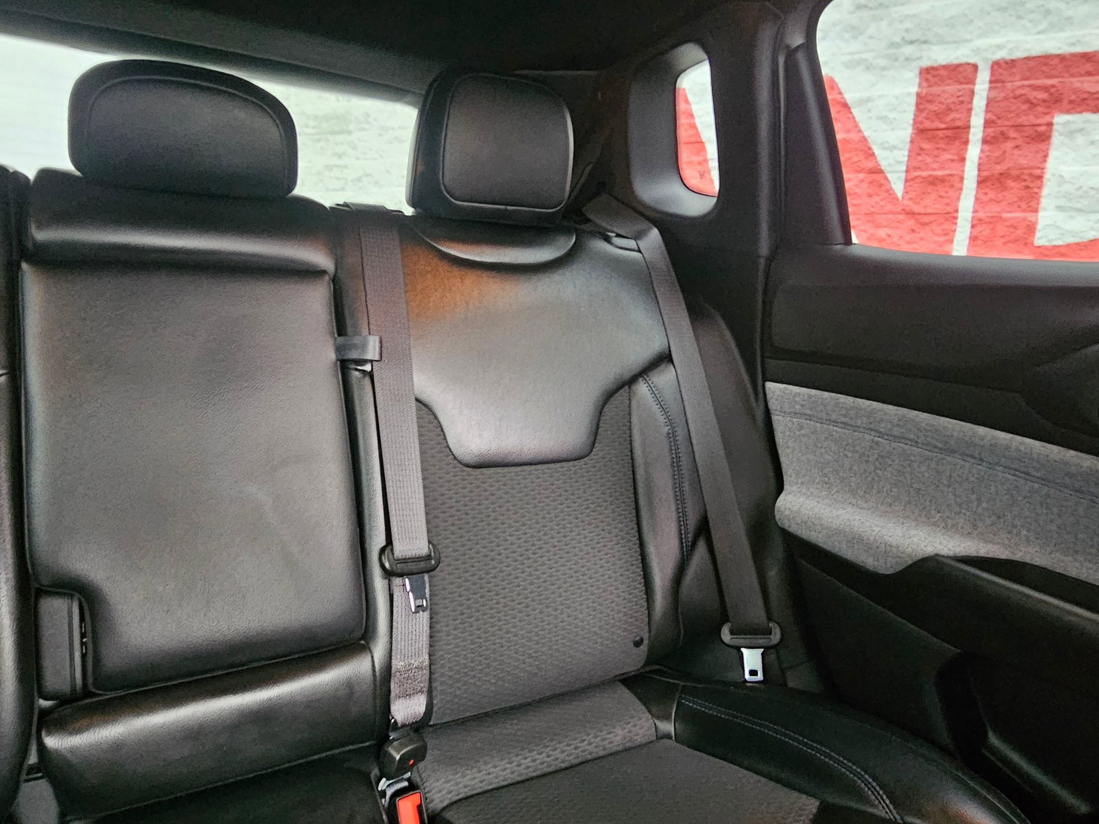 Used 2023 Jeep Compass Latitude w/ Convenience Group image 27