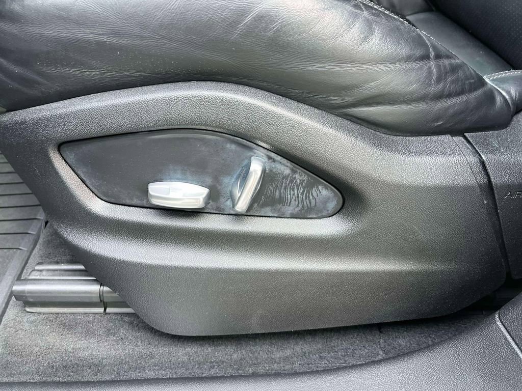 Used 2019 Porsche Cayenne image 29