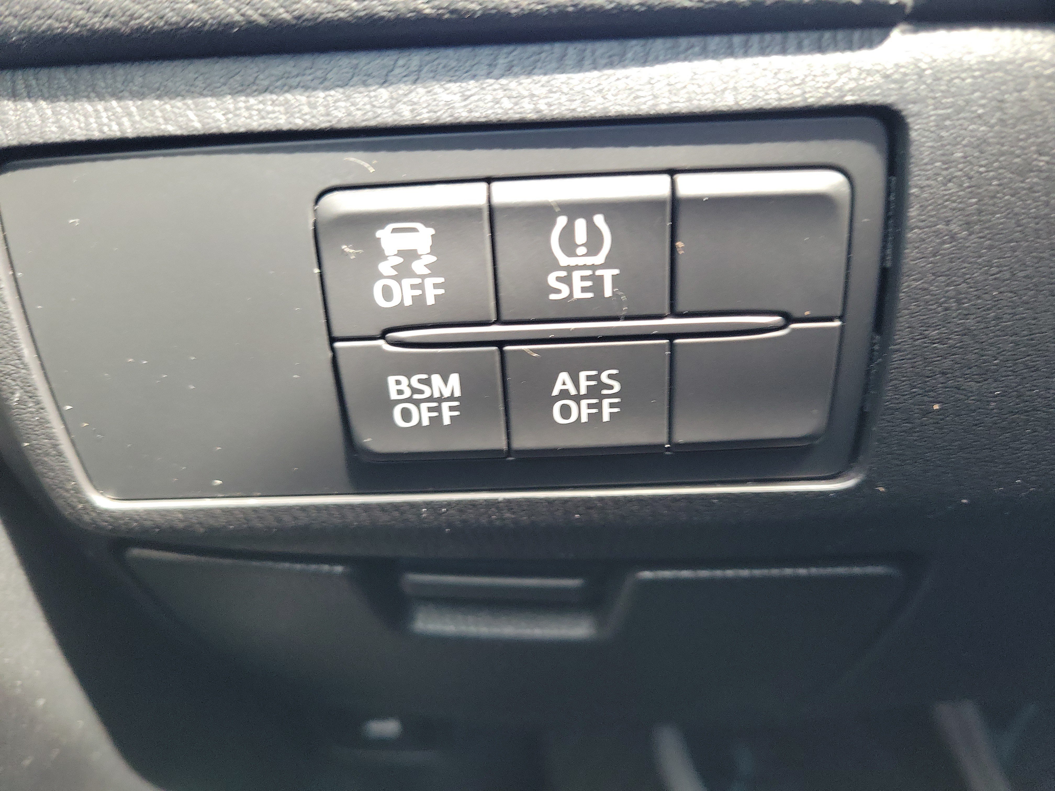 Used 2014 MAZDA MAZDA6 Grand Touring FWD image 29